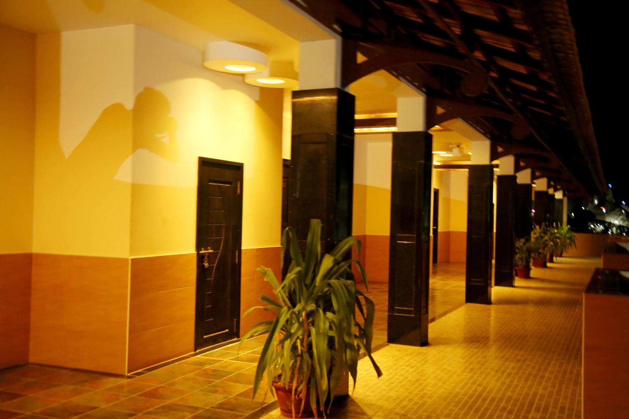 Seagate Church View Resorts Velankanni Exterior foto